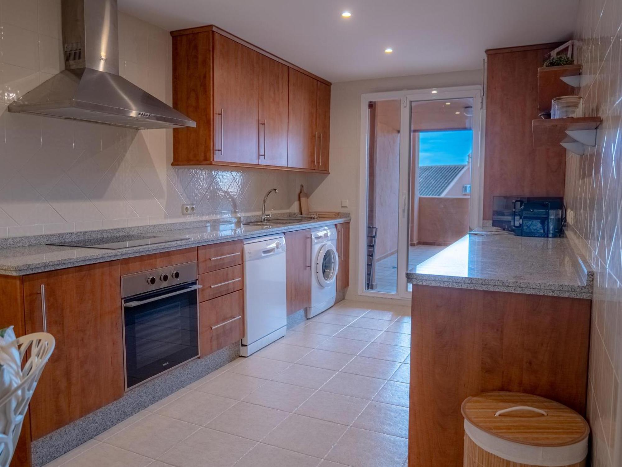 Apartmento Familiar Con Piscina Con Vista Al Mar *